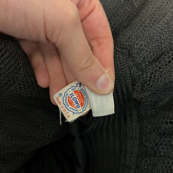 Oscar de la Renta Vintage 1980’s Black Puff Sleeve Pleated Ruffle Dress, size 8 - Picture 9 of 15